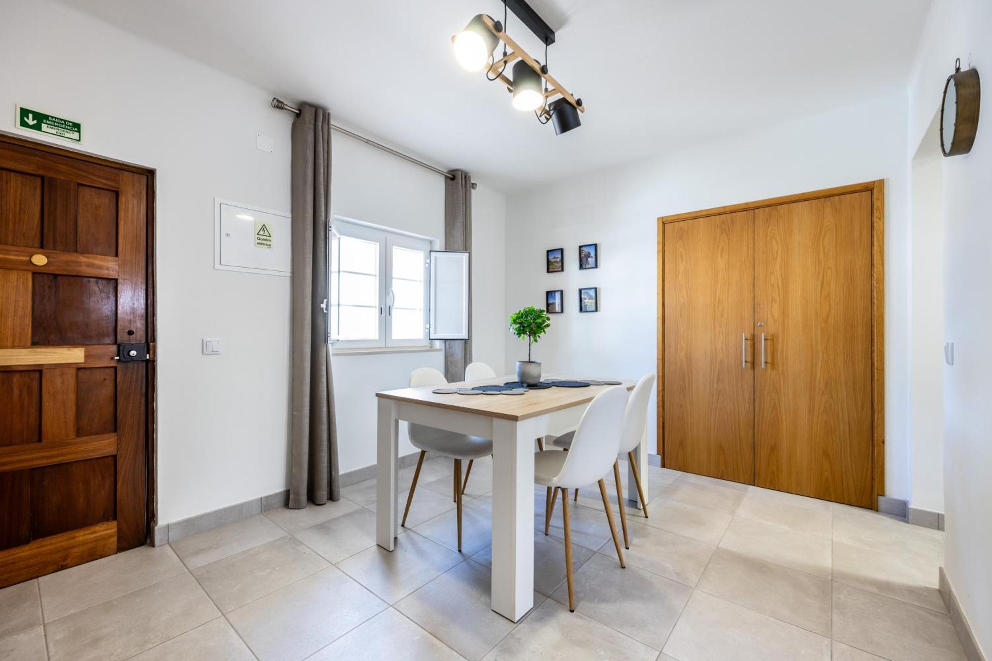 Casa Memoria Apartment Vila do Bispo Ngoại thất bức ảnh